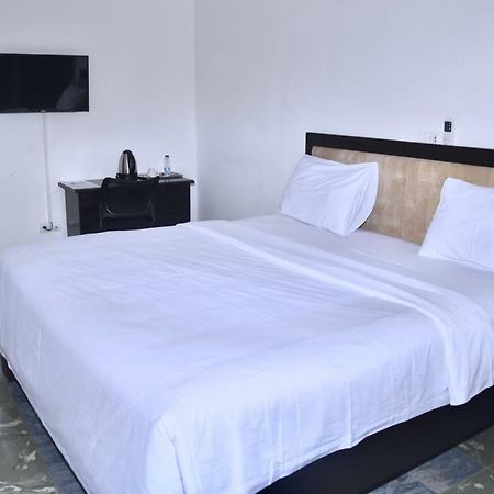 Hotel La Couronne Rw Yaoundé 外观 照片