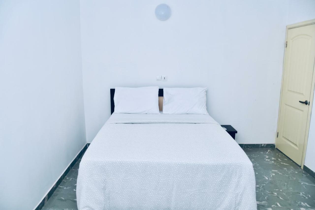 Hotel La Couronne Rw Yaoundé 外观 照片